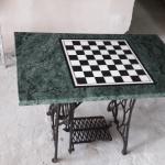 шахматный столик