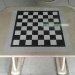 Журнальный столик с шахматной доской